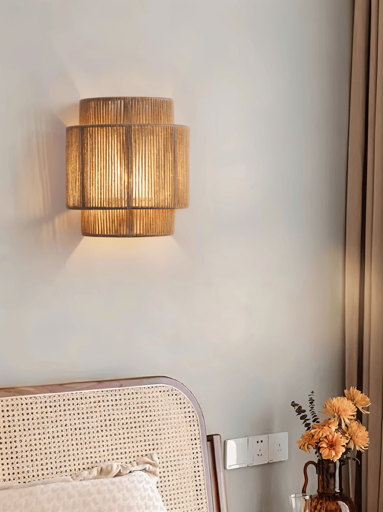BohoLight Vägglampa – Handgjord Lampa i Hampa & Rotting Hemnix
