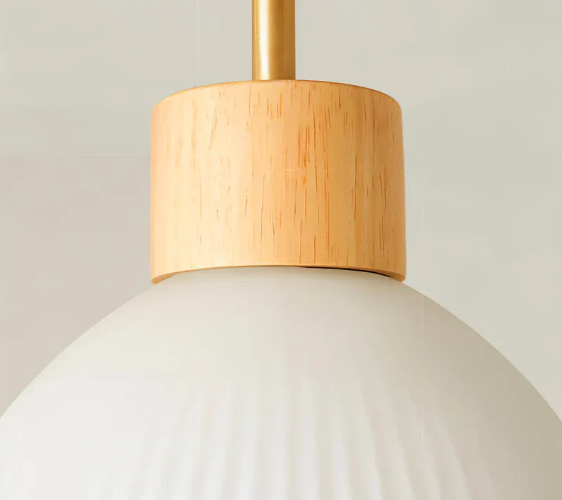 NordicGlow – LED taklampa med ribbat design och ljusstark belysning Carvallo