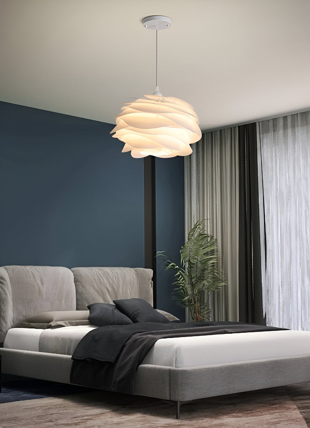Aurora Taklampa – Stilren PVC Pendel i Blomdesign Hemnix