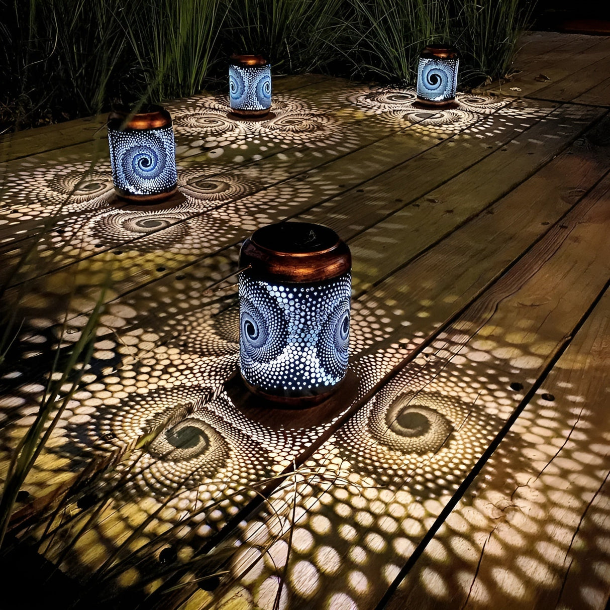 Carvallo projektionslampa sol trädgårdslampa med spiralprojektion | konstnärlig design | väderbeständig | 28x19x13 cm Carvallo