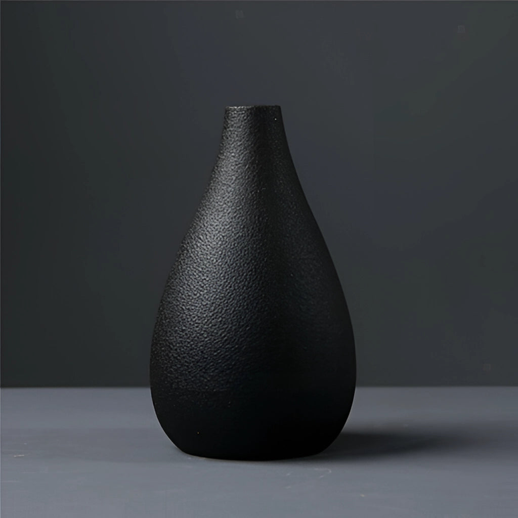 Elegant svart keramikvas för inomhus- och utomhusdekoration Carvallo