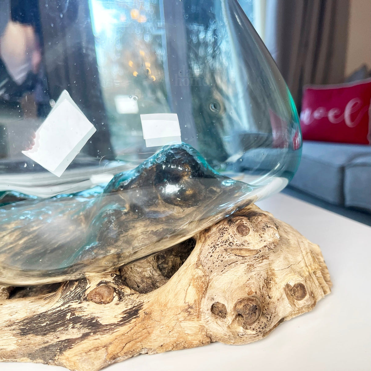 RootBowl - Rotbas i hantverksmässig teak med elegant iögonfallande skål i smält glas MILA Sverige