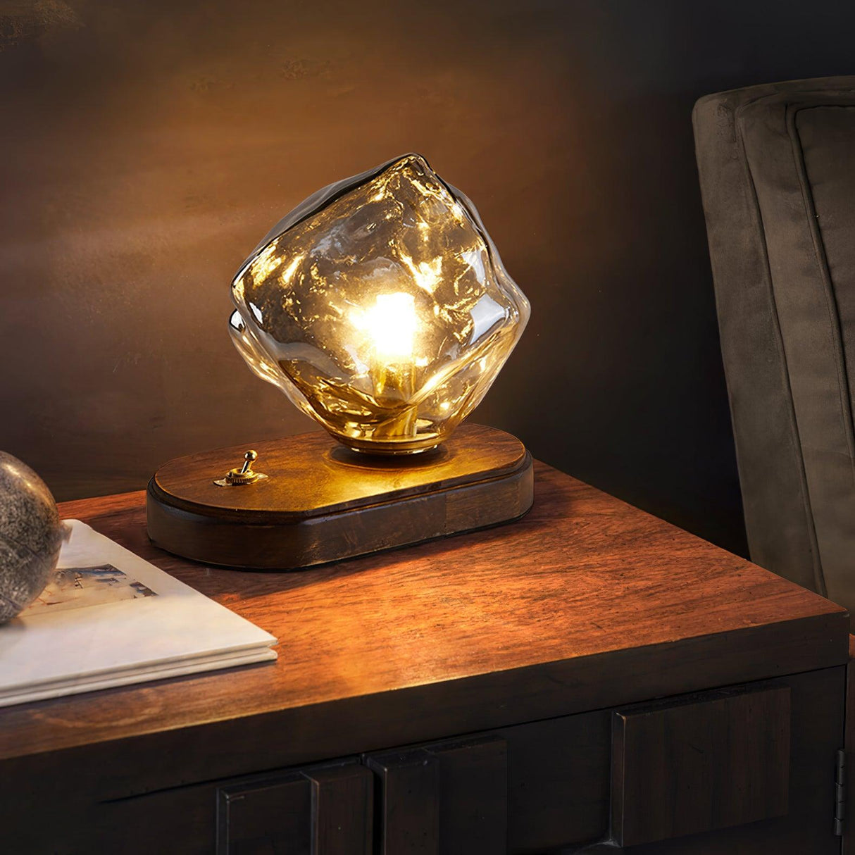 Elegant Frosted Glass Shade Table Lamp Carvallo