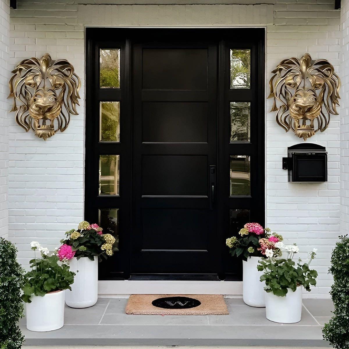 Golden Roar - Exquisite Guldpläterad Hartz Lejonhuvud Väggmonterad Skulptur Carvallo