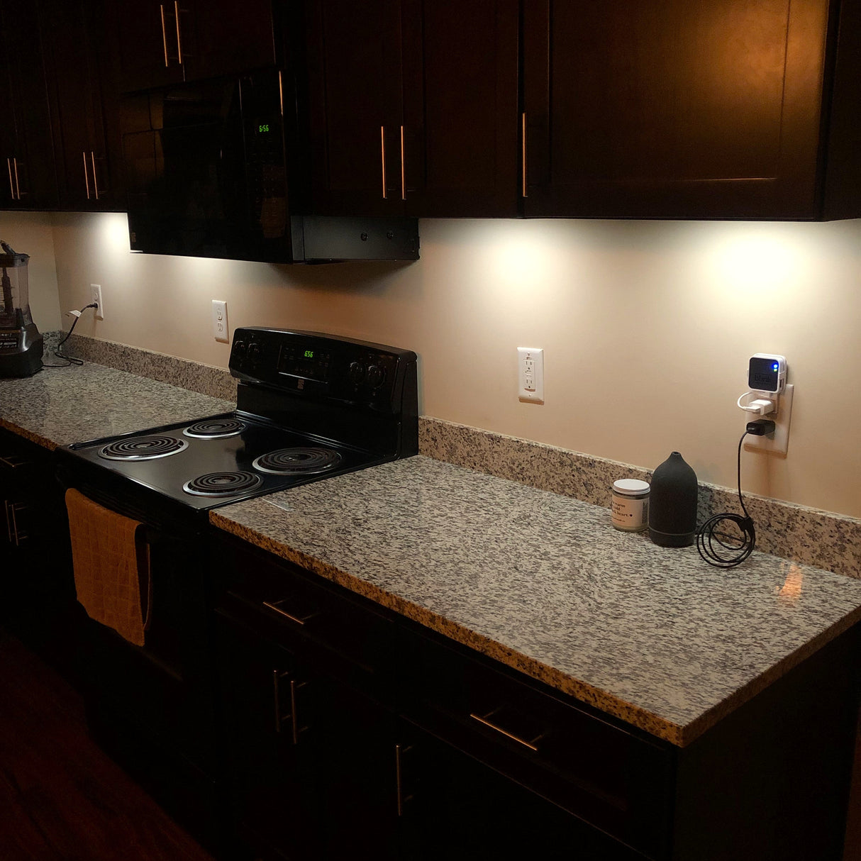 EasyLight - LED-list med rörelsesensor trådlös - Problemlös utan kablar Carvallo