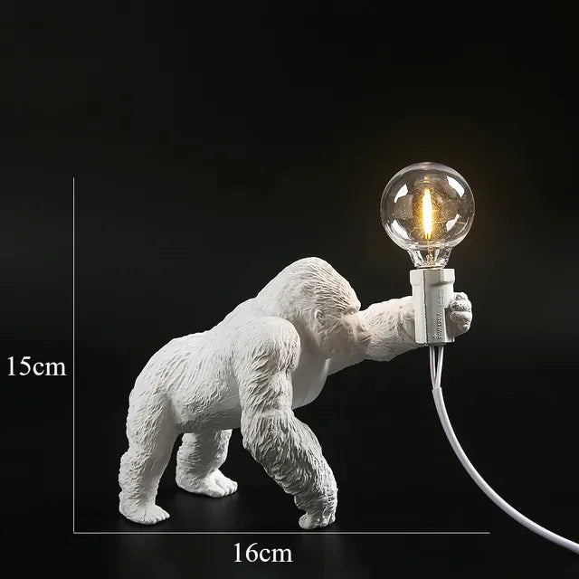 GorillaLux - Unik Gorilla Bordslampa | Modern Djurarmatur med Varm LED Belysning Carvallo