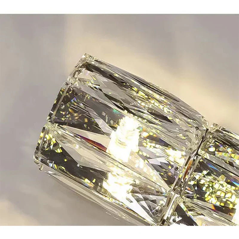 CrystalLuxe - Kunglig Sovrums Vägglampa Carvallo