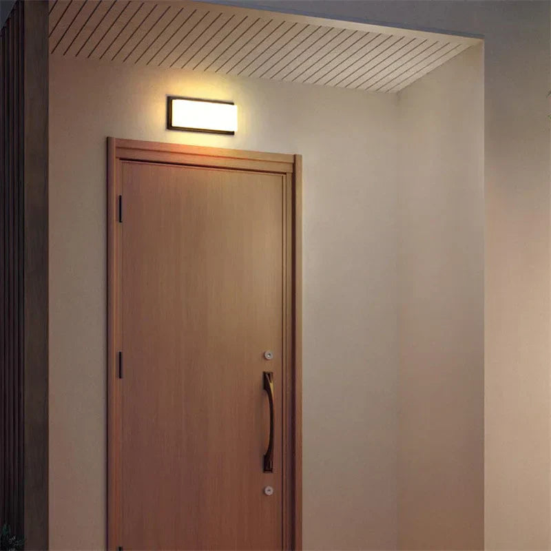 LuminAura - Modern LED Utomhusbelysning Carvallo
