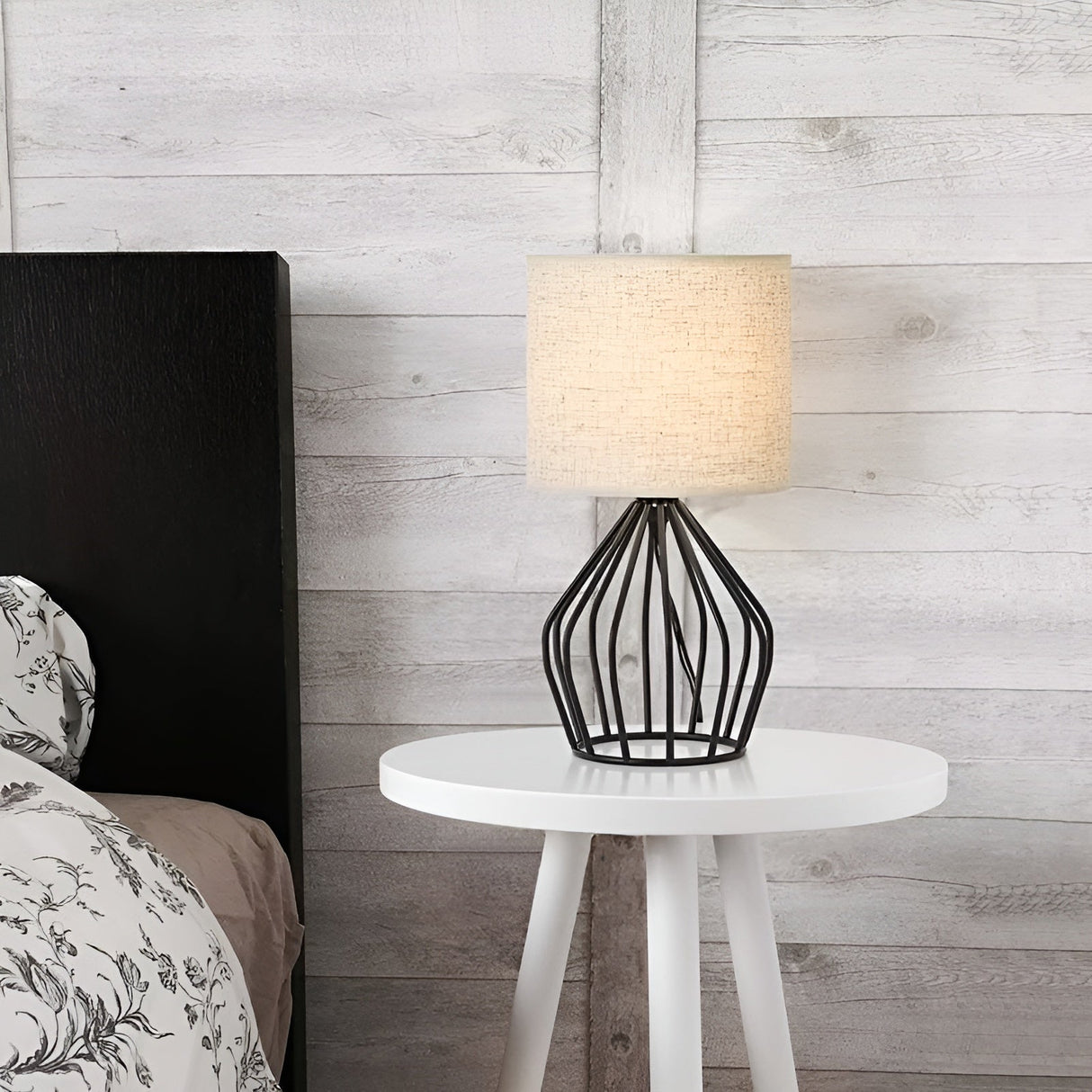 Modern Wireframe bordslampa – elegant design, Ambient Glow MILA Sverige