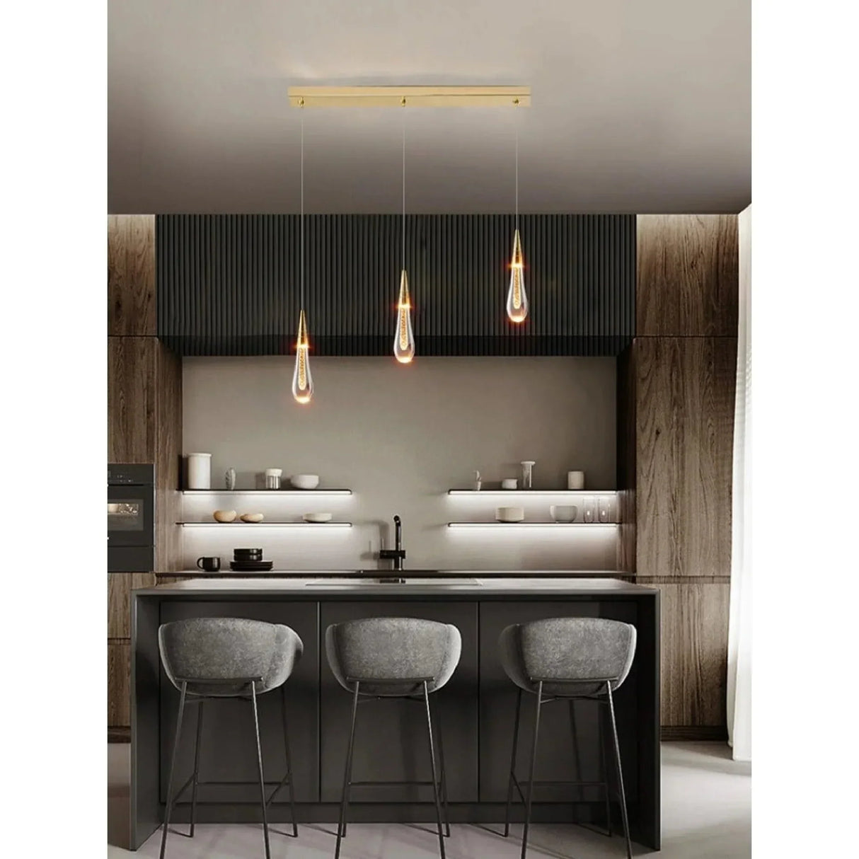 LumaDrop – Kristall Teardrop Taklampa med Elegant Skimmer Hemnix