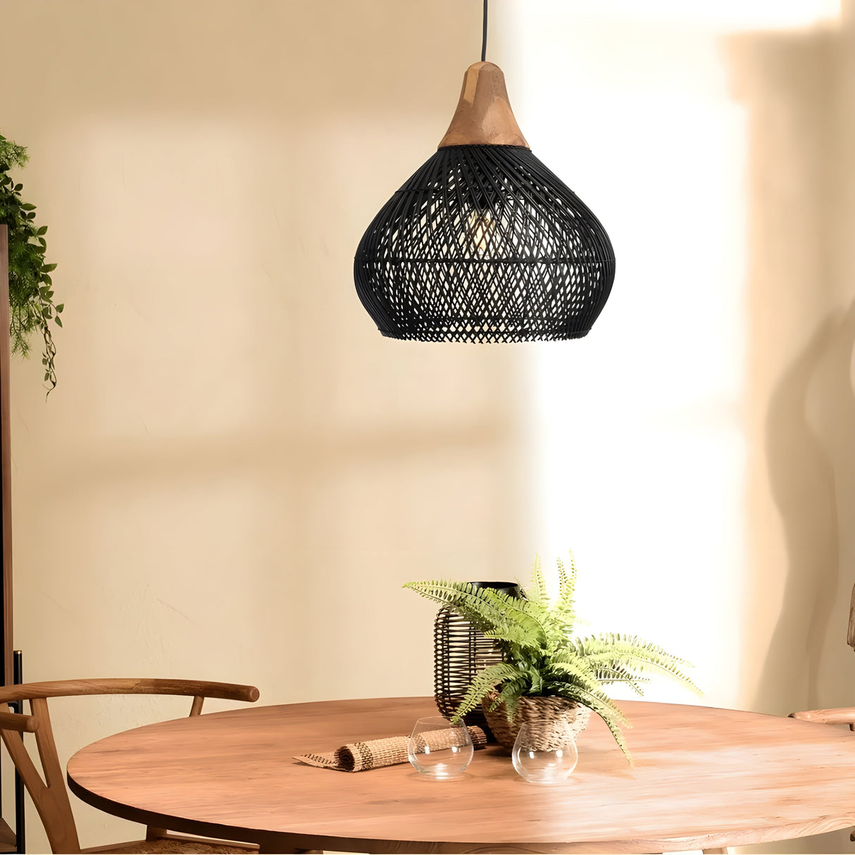 BistroBeam Light - Modern Rattan- taklampa Carvallo