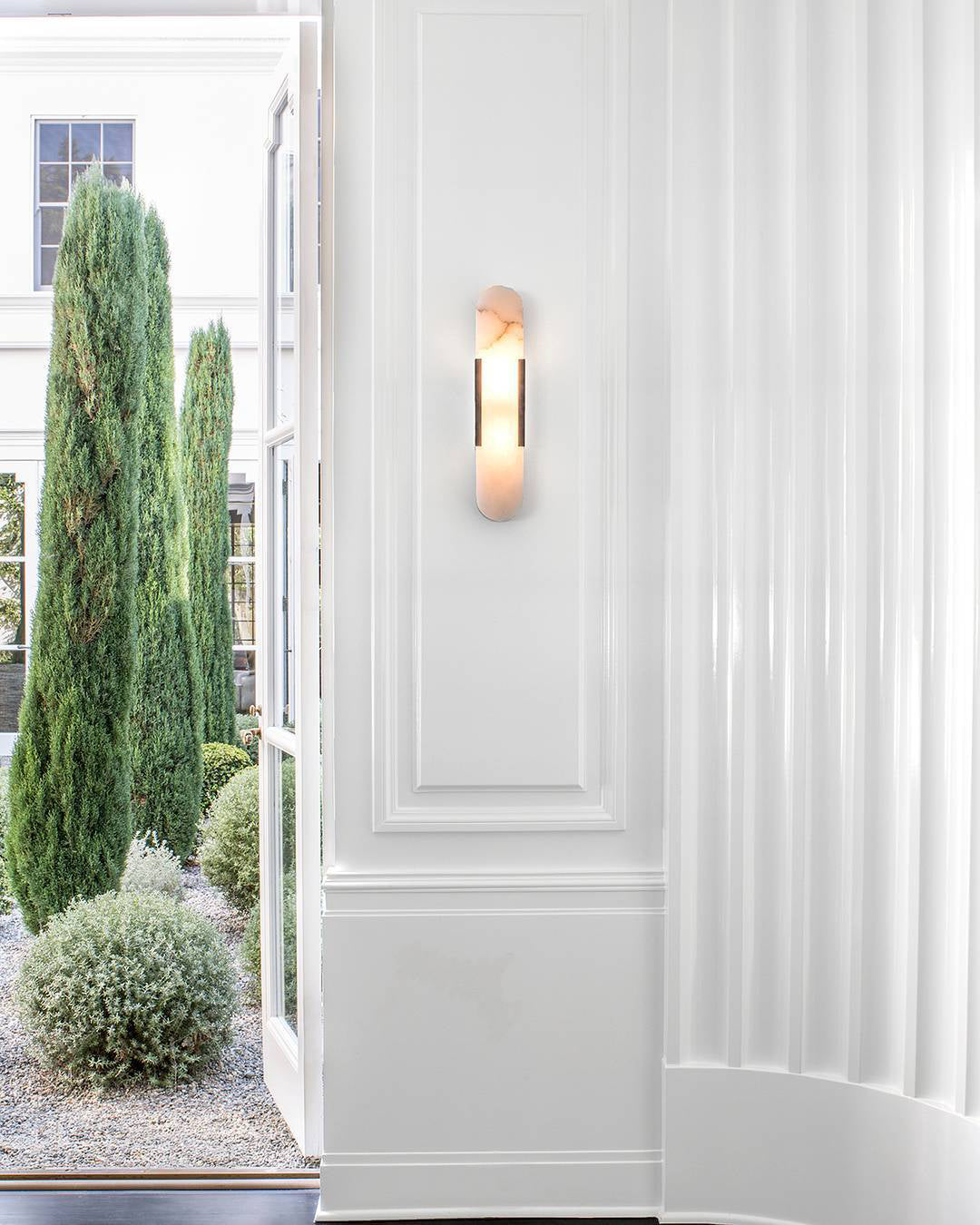 Högkvalitativ Alabaster Vägglampa med Modern Design Carvallo