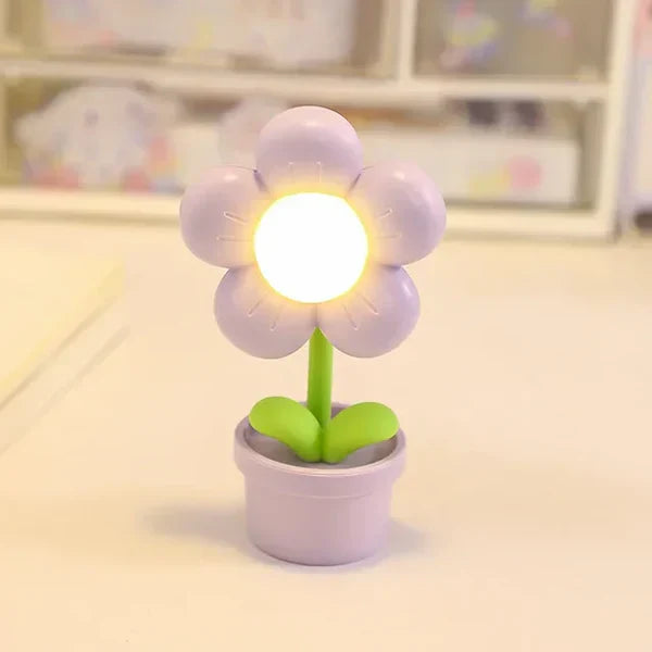 Söt blomster-nattlampa för barn – LED bordslampa i blomsterdesign för barnrummet Carvallo