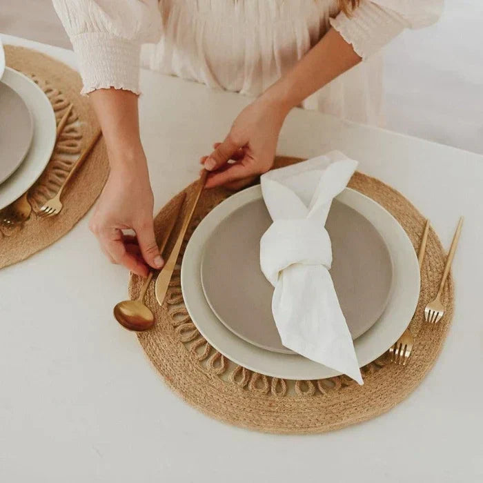 Elegant bestickset – Högkvalitativ design för vardag och speciella tillfällen Carvallo