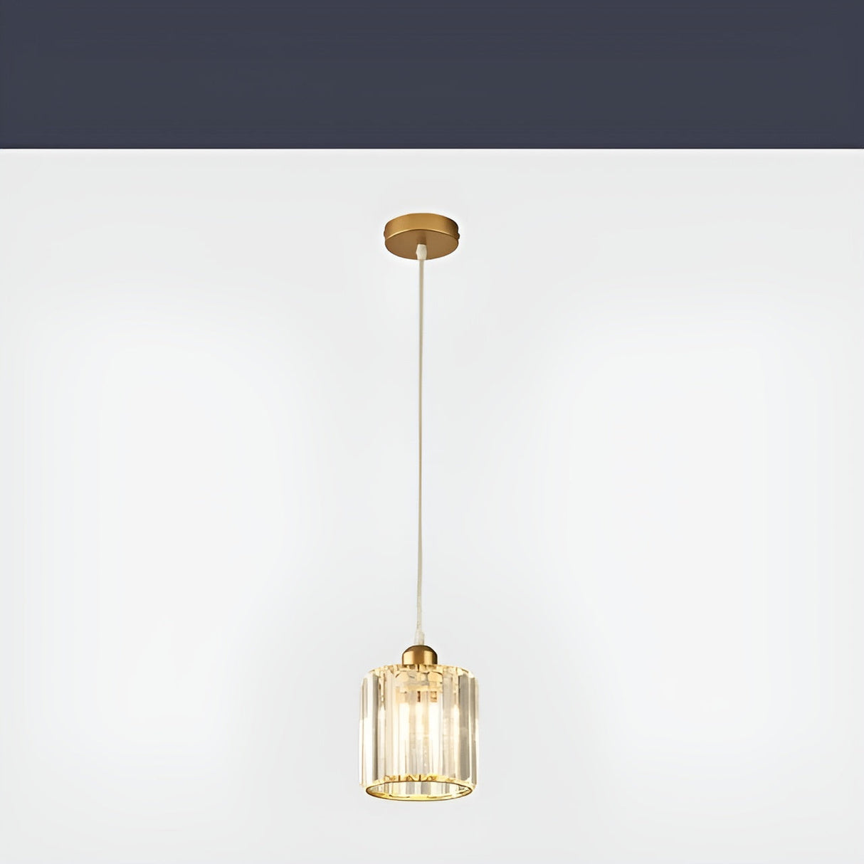 BrilliantGlow Light - Elegant K9 Crystal Pendant Light Carvallo