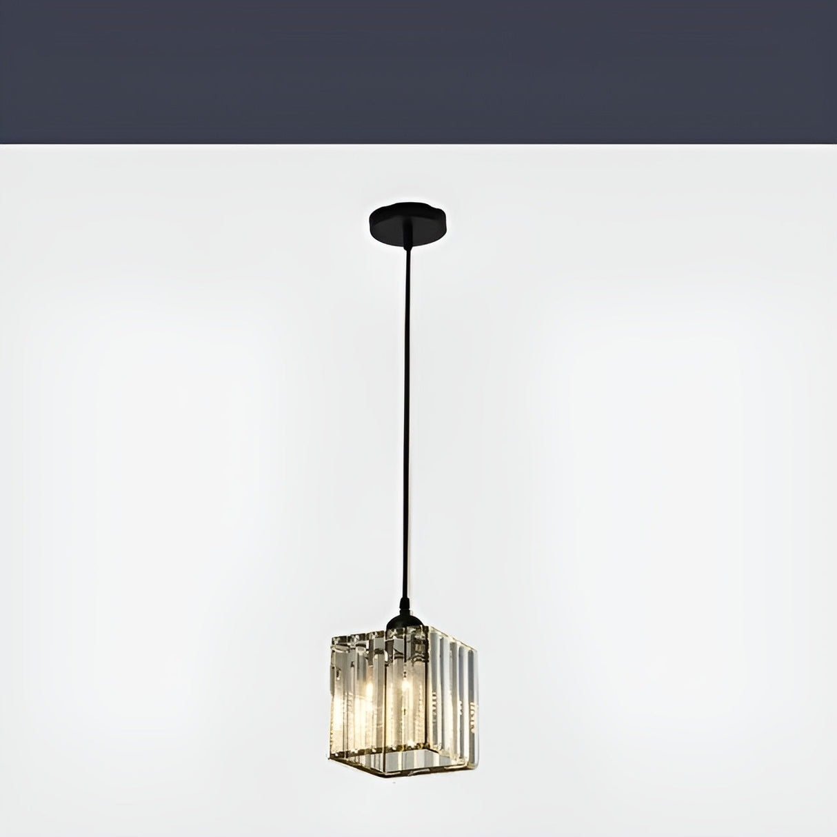 BrilliantGlow Light - Elegant K9 Crystal Pendant Light Carvallo