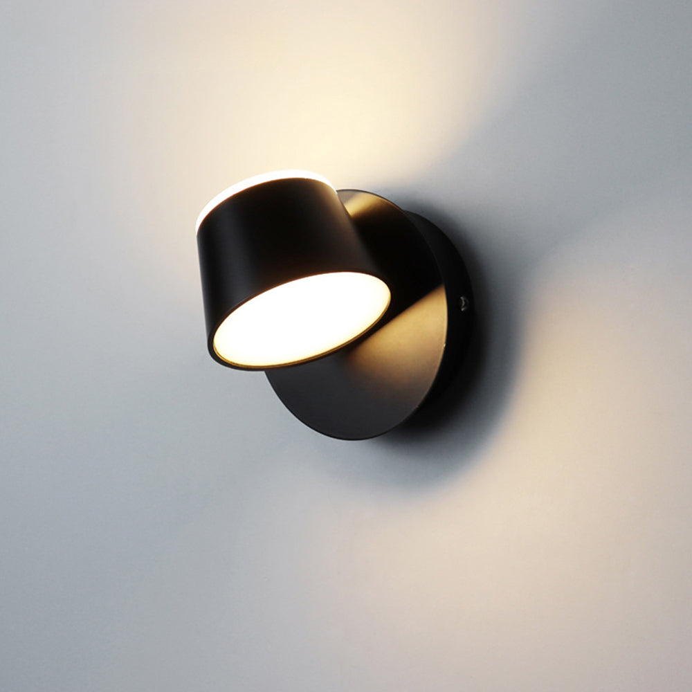 Modern LED Vägglampa | Kompakt Akryl Sconce | 12 Tum | Energi-Effektiv | Brick by Brick Carvallo