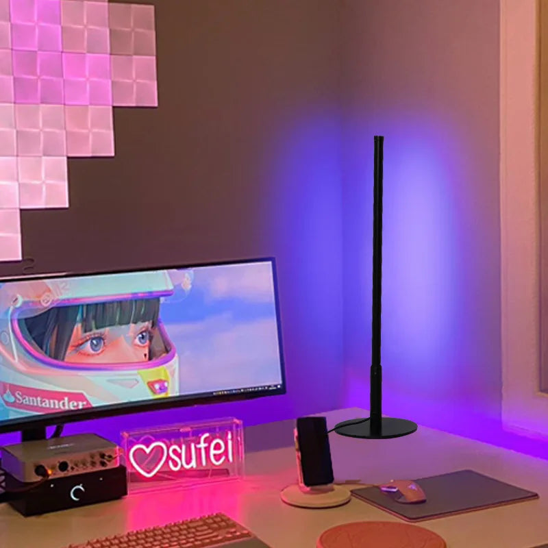 LumiGlow - Modern LED Golvlampa med Rund Fot | RGB Färgförändring & Dimbar Carvallo