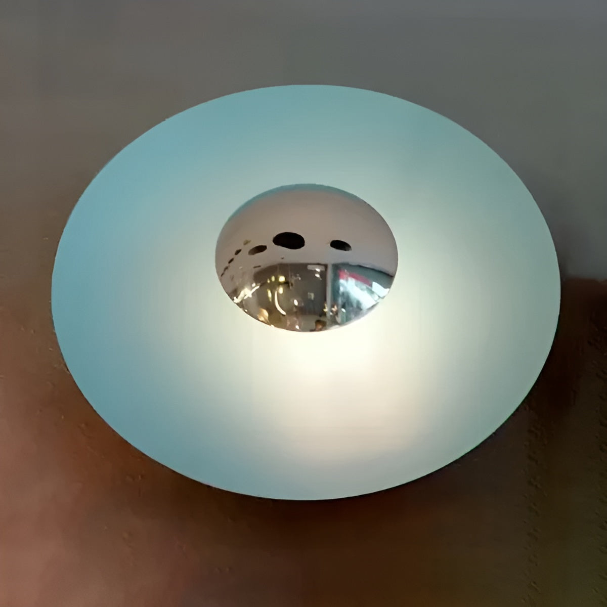 Rund LED Vägglampa – Modern Design med Mjuk Belysning Carvallo