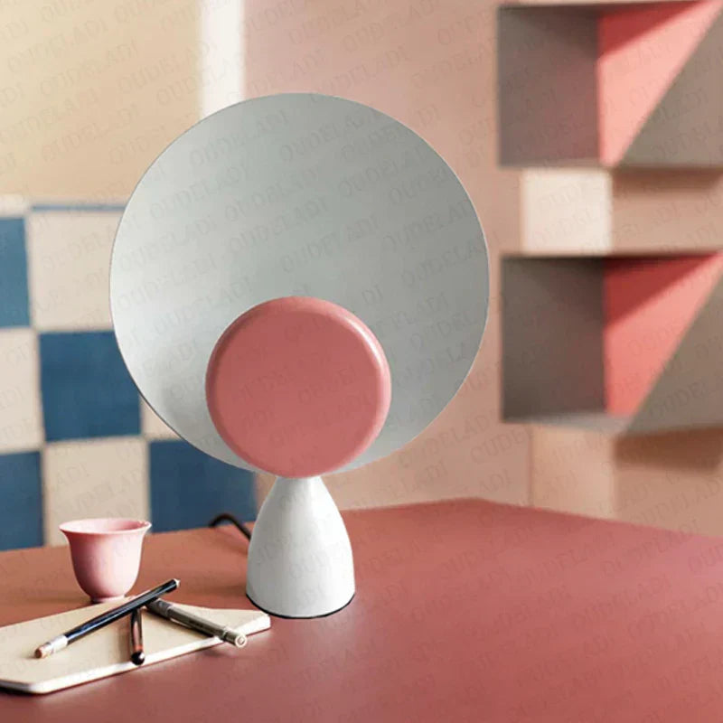 LumiStyle - Modern LED Bordslampa i Minimalistisk Design | Elegant Belysning Carvallo