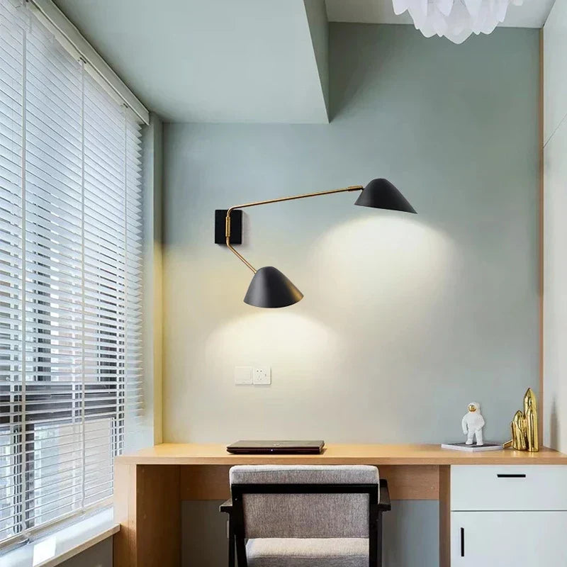 FlexGlow - Svängbar Vägglampa med Lång Arm och LED-belysning Carvallo