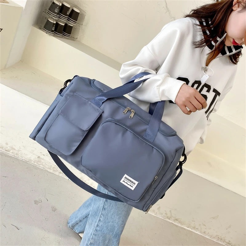 Carvallo Resväska med flera fack | Vattentålig & Lätt | Sport-, Fitness- & Weekendväska för damer & herrar Carvallo