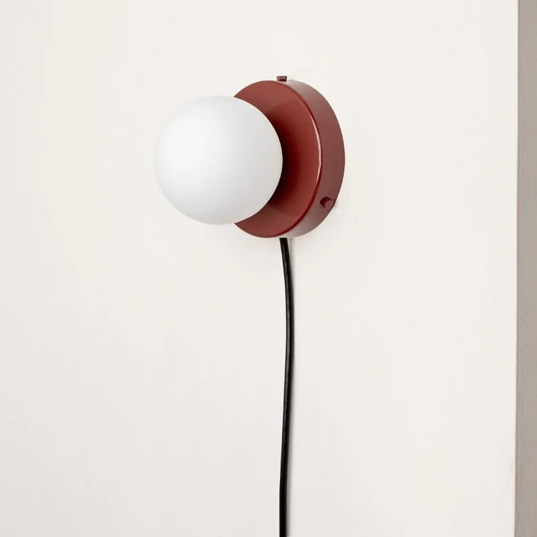 Elegant Glasvägglampa med plug-in design och LED-lampa Carvallo