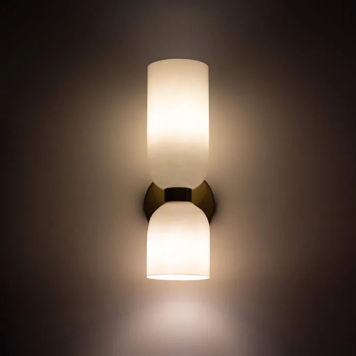 Modern vägglampa med glasnyanser och energieffektiv LED-lampa Carvallo