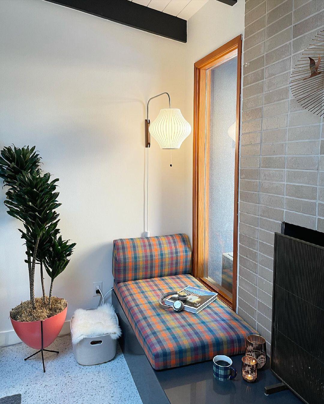 Mid-Century Nelson Vägglampa – Tidlös Designerbelysning Carvallo