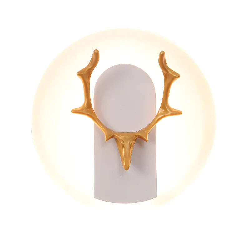 AntlerGlow - Modern LED Vägglampa med Gevärkdesign – Dekorativ Belysning Carvallo