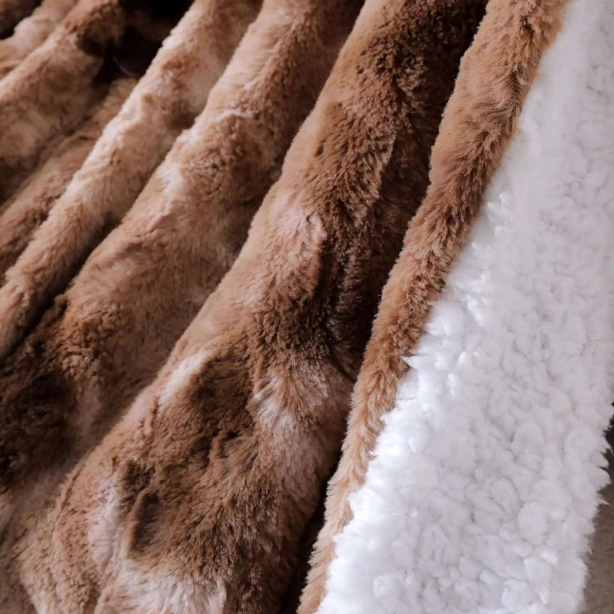 Carvallo – Dubbel-Lager Fluffy Sängöverkast med Lyxig Komfort Carvallo