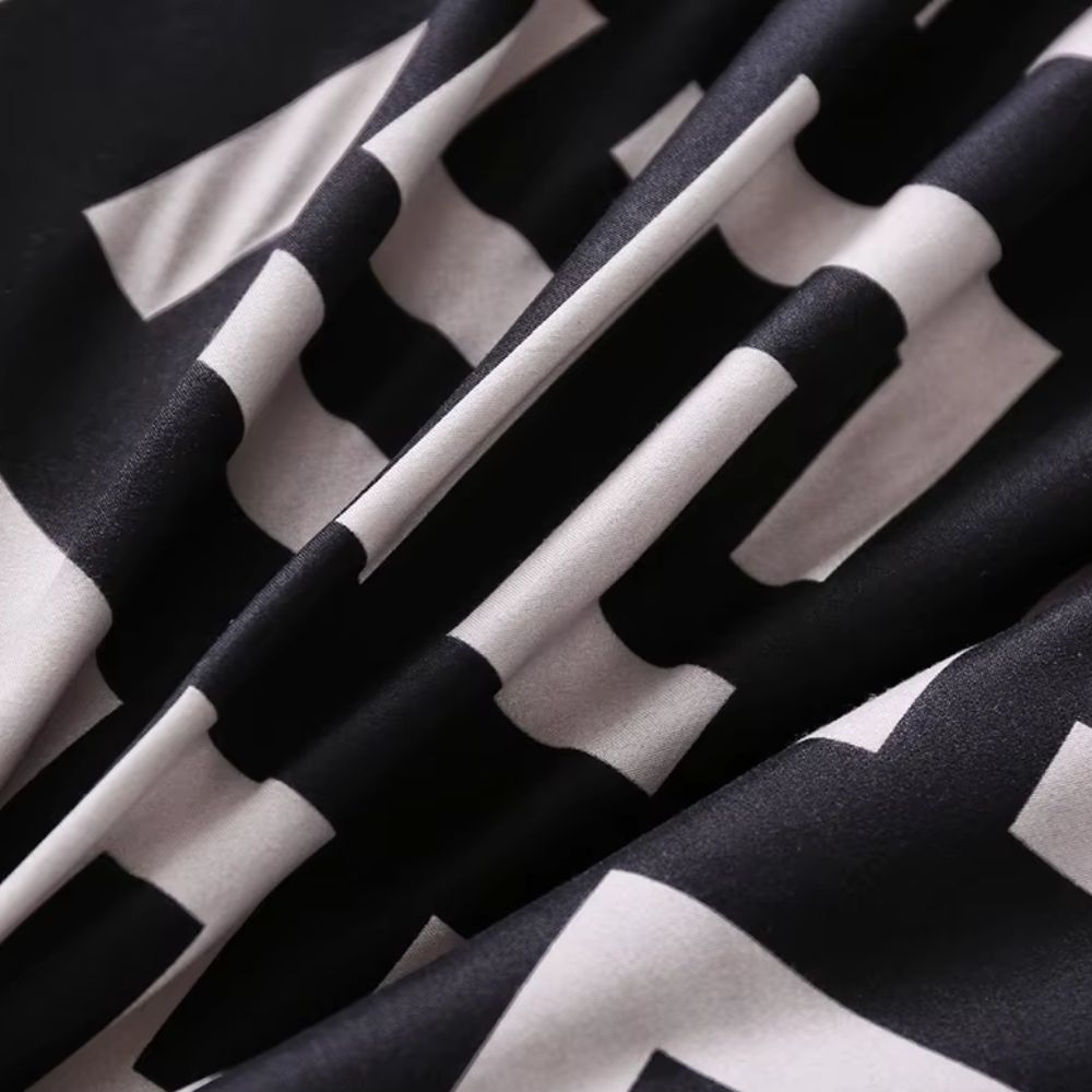 Noir Enigma Duntäcksfodral Set | 3 delar Duntäcksfodral Set Carvallo