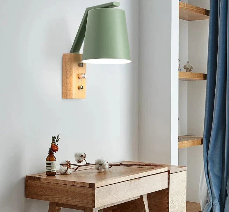 WoodLume – Modern LED Vägglampa i Trä för Vardagsrum och Sovrum Carvallo