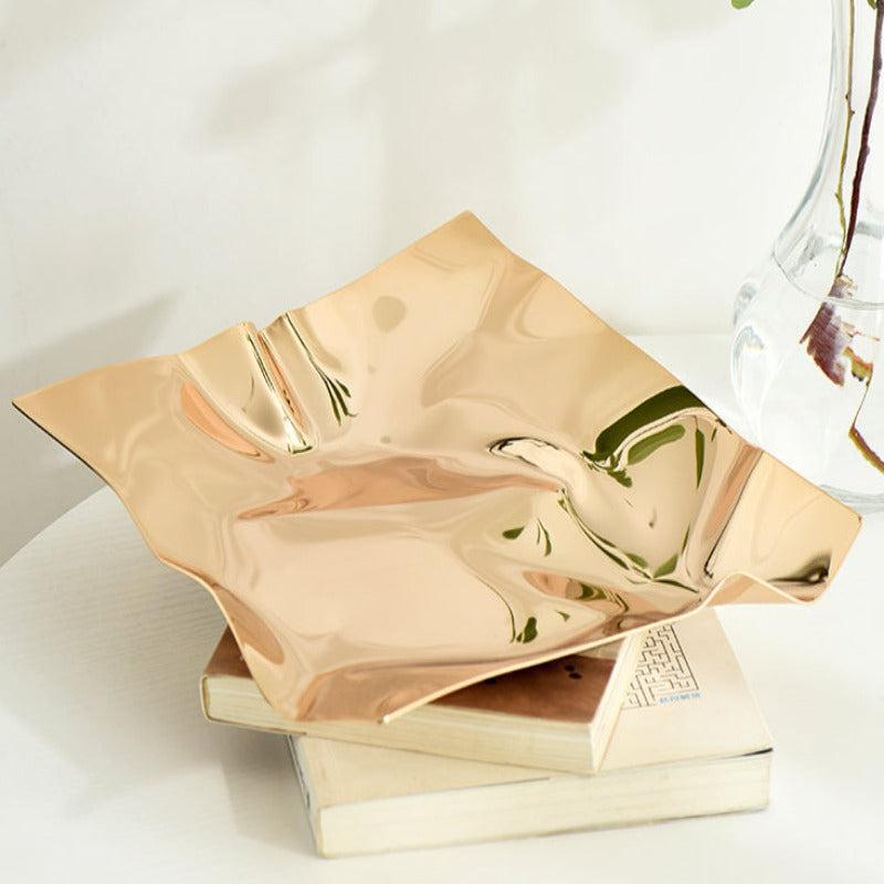 Carvallo – Lyxig rostfri stålhållare med unik skrumpen design Carvallo