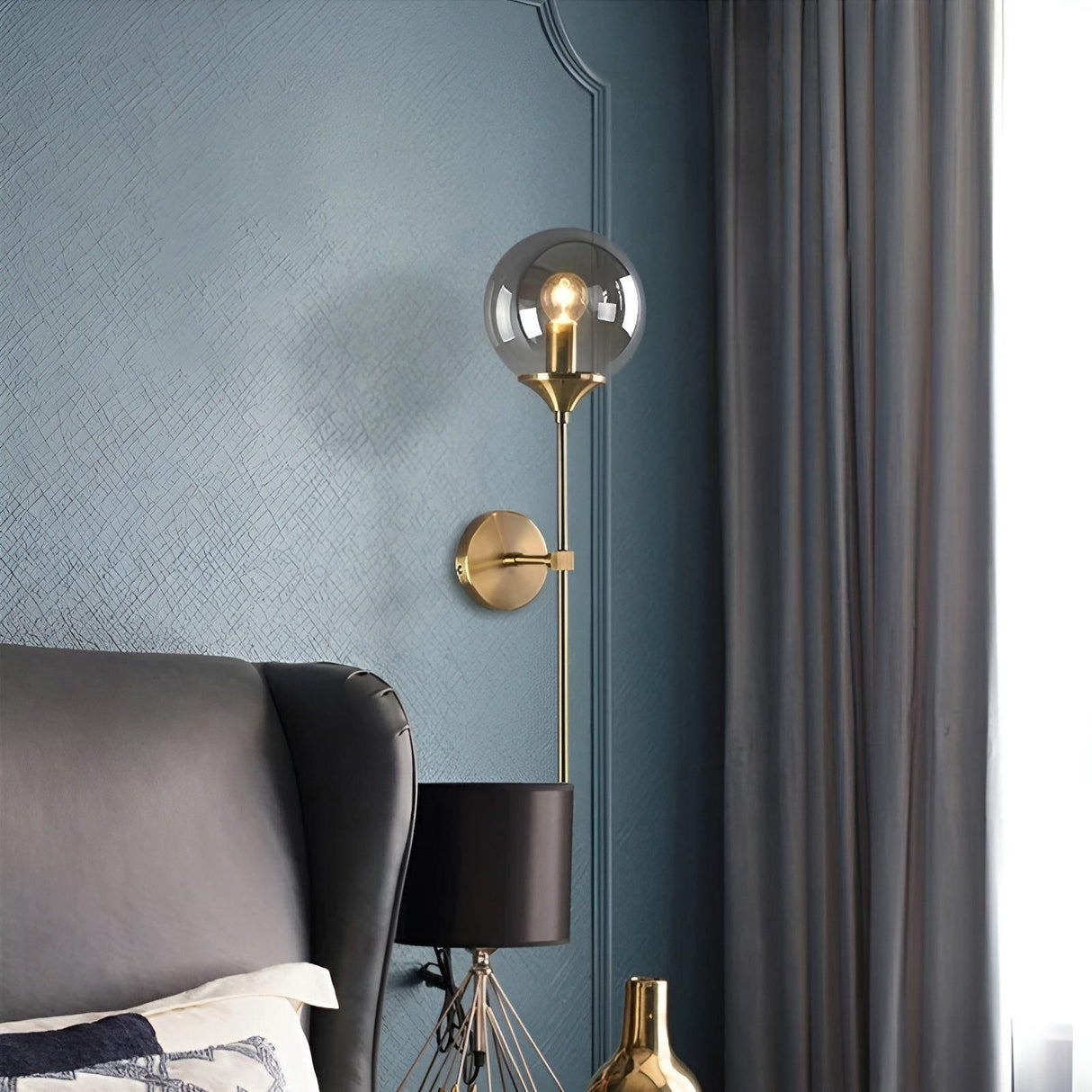GlassGleam Lampa - Nordisk Guld Inomhus Glasboll Vägglampa Carvallo