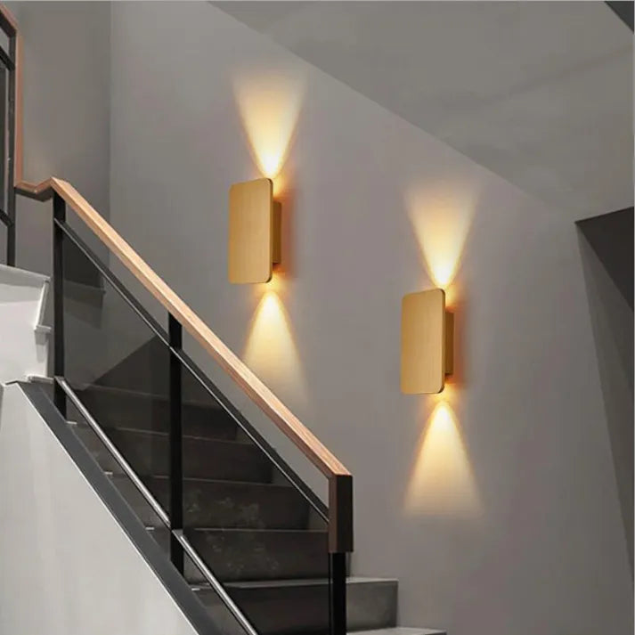 Vägglampa Modern Metall Rektangulär LED Inomhus Carvallo