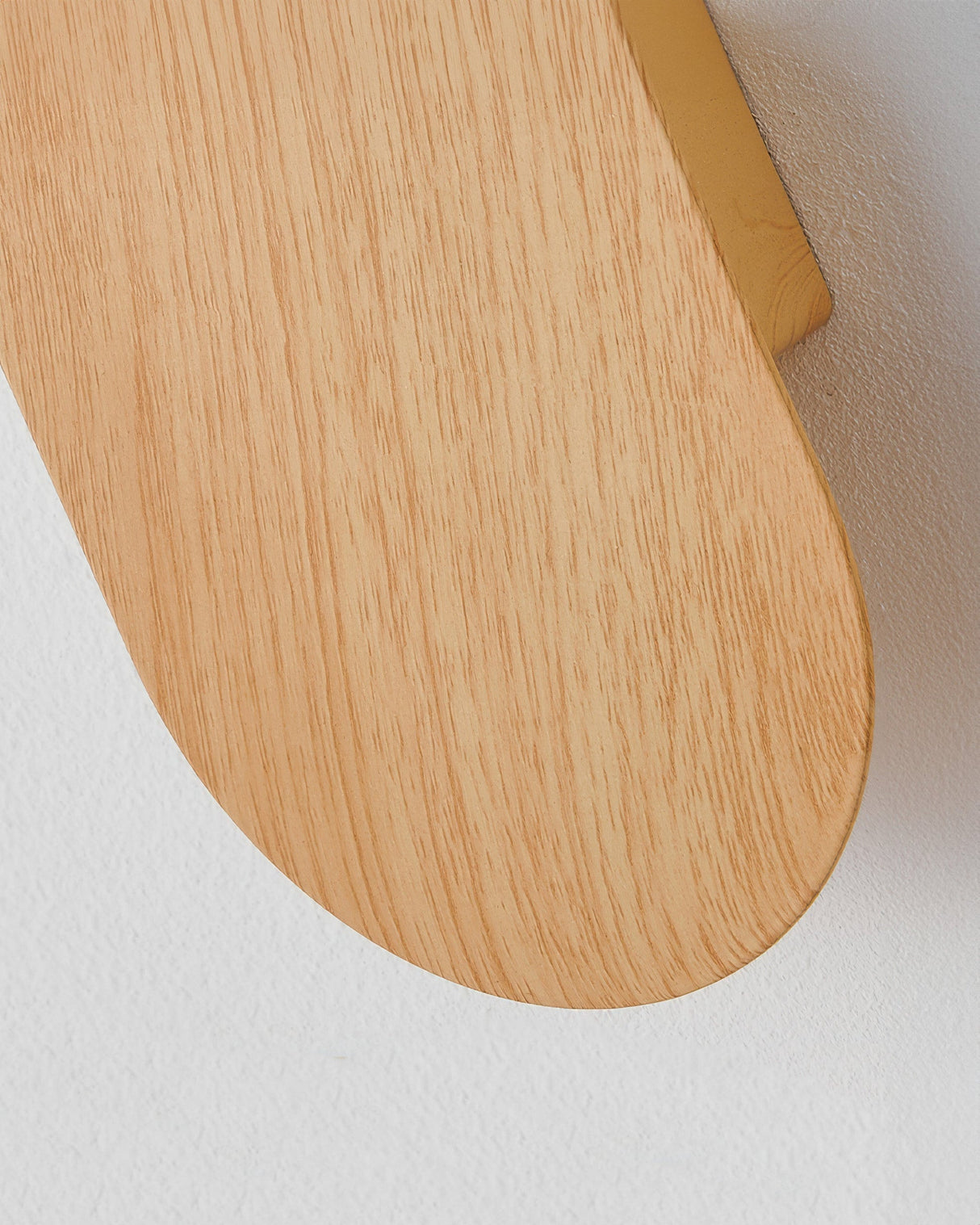 NobleBeam - Elegant Medeltida Vägglampa för Sofistikerade Rum Carvallo