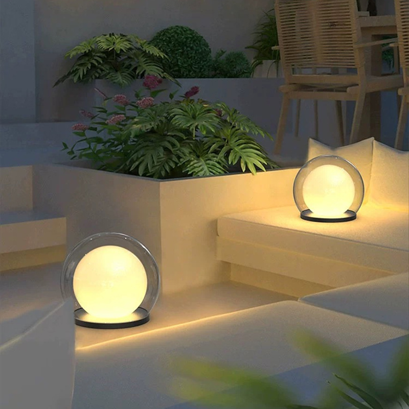 Utomhuspelarlykta med sleek minimalistisk design Carvallo