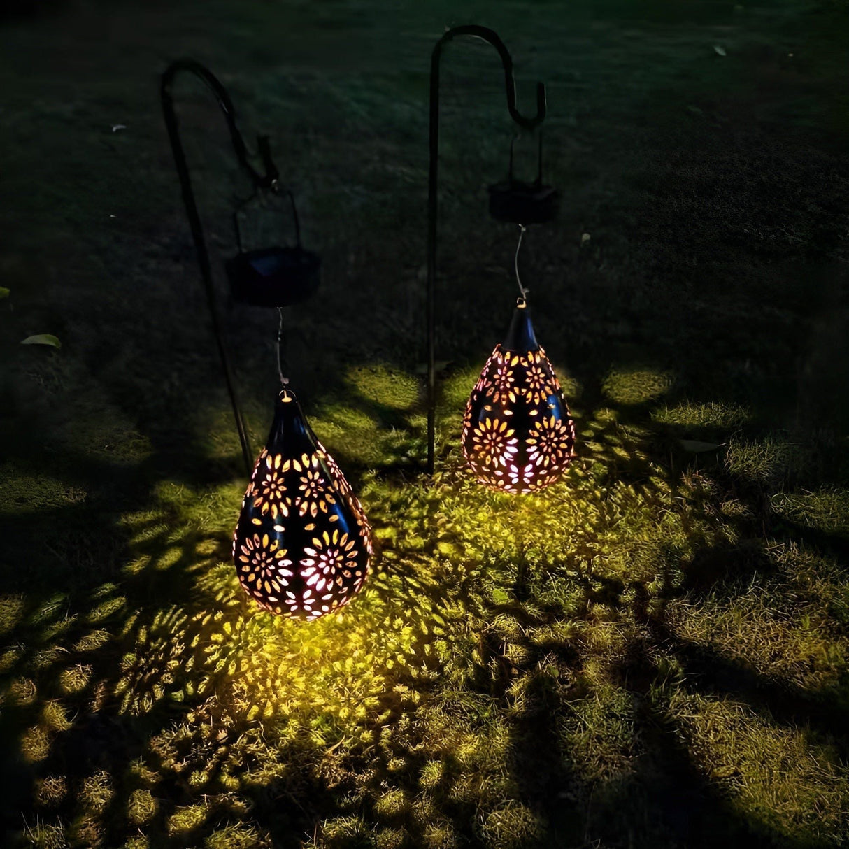 PatioBright Light - Dekorativ solenergi-baserad vattentät utomhus hänglampa Carvallo