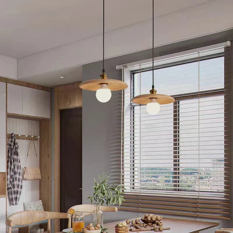 Carvallo – rustik skandinavisk trä pendel Carvallo