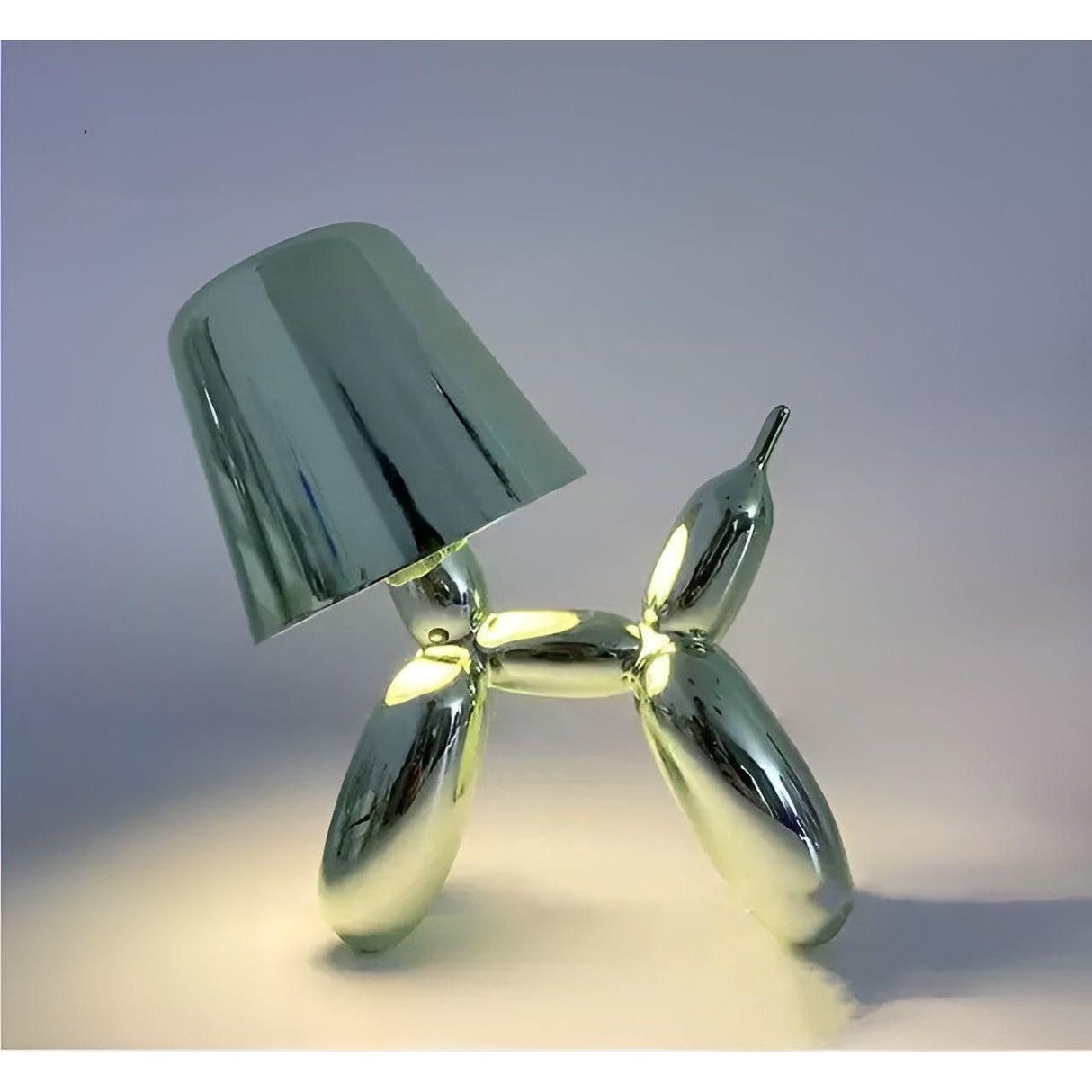 Pawsitive Glow: Kreativ elektropläterad hundlampa för det trendiga hemmet eller kontoret Carvallo