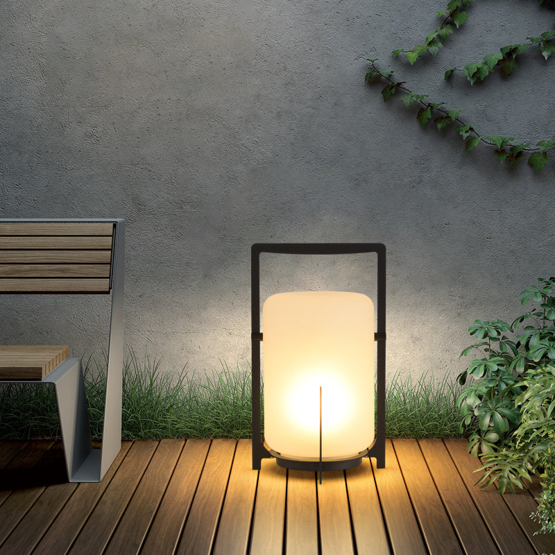 Modern solenergidriven terrasslampa Carvallo