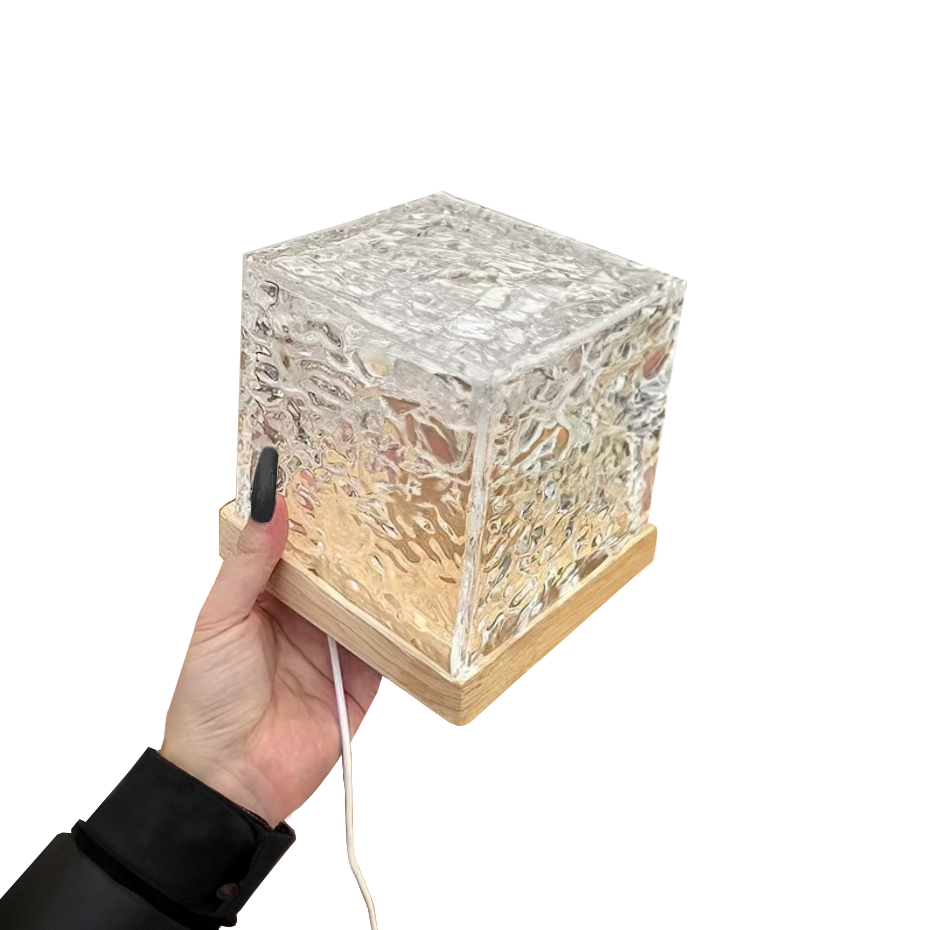 Stilren Qrismora Bordslampa Carvallo