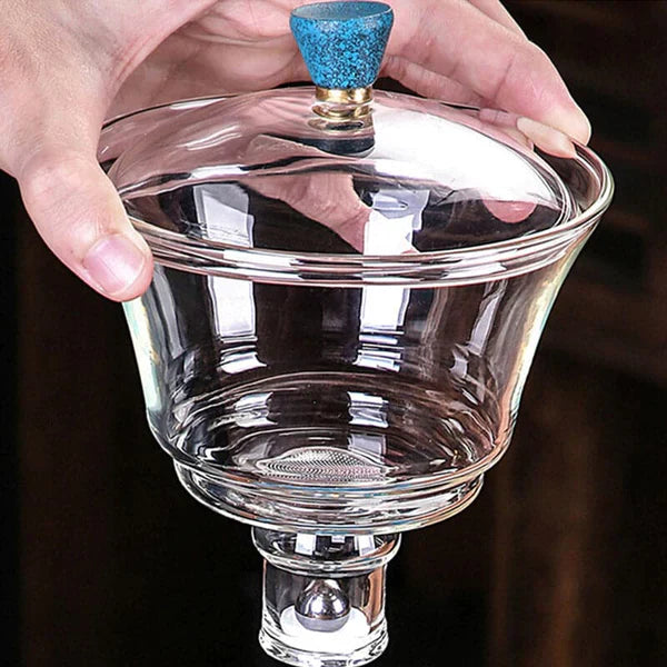 Elegant tekanna i glas med magnetisk infusionsanordning MILA Sverige