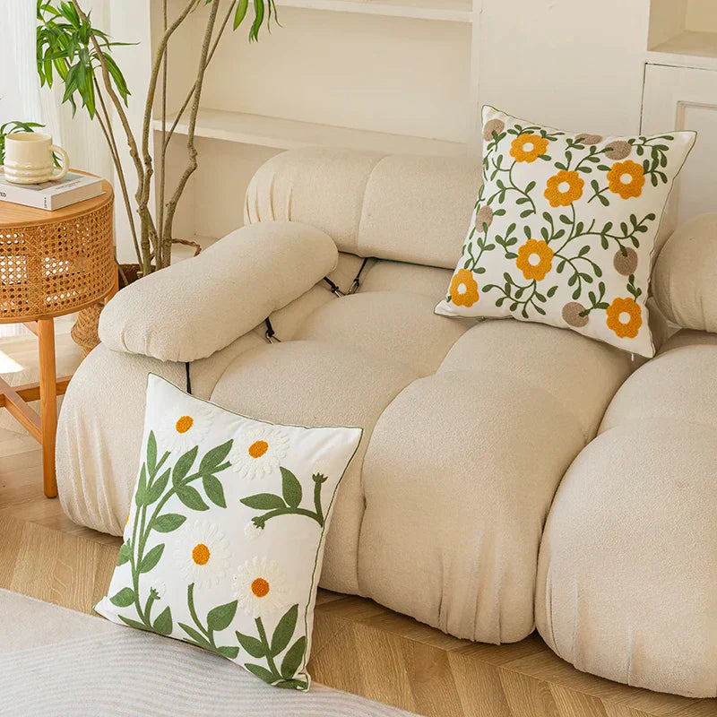 Carvallo – Bomullskuddeöverdrag med Fin Blomsterbroderi Carvallo