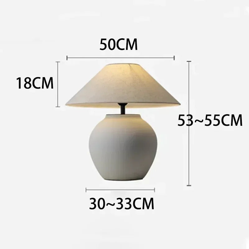 LumeVase – Keramisk Bordslampa med Minimalistisk Design Carvallo