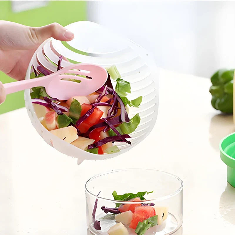 QuickChop - Salladsskål med inbyggd skärskiva, som klarar salladen på en minut Carvallo