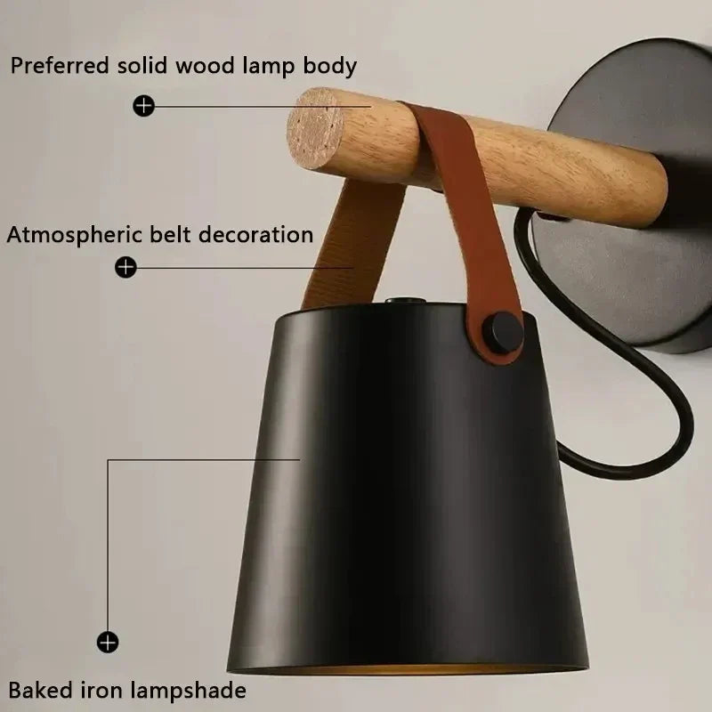 NordicGlow - LED Vägglampa med Trädetaljer och Läderrem Carvallo