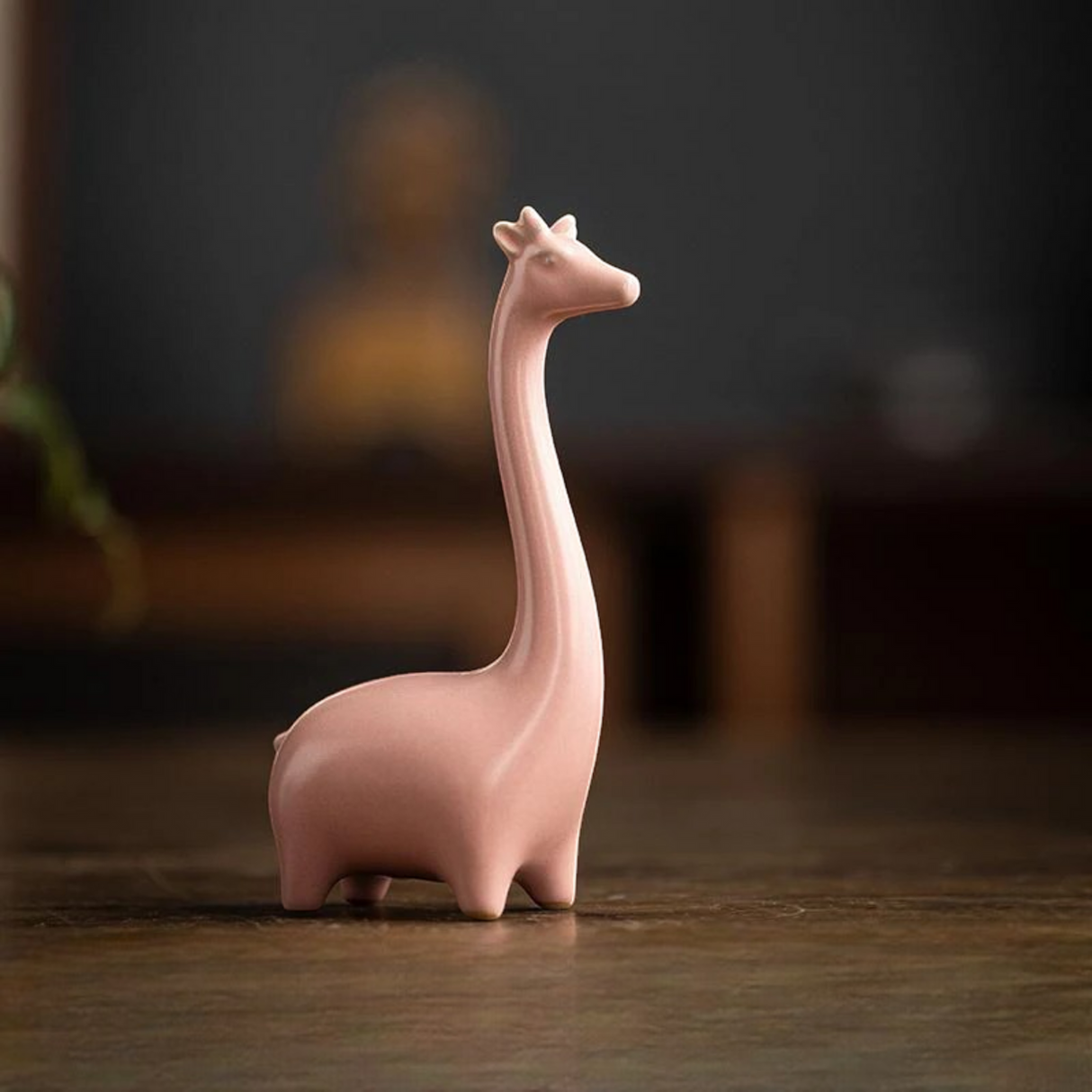 SereniTales - Minimalistisk keramisk giraff- och elefantfigurer för elegant inredning Carvallo