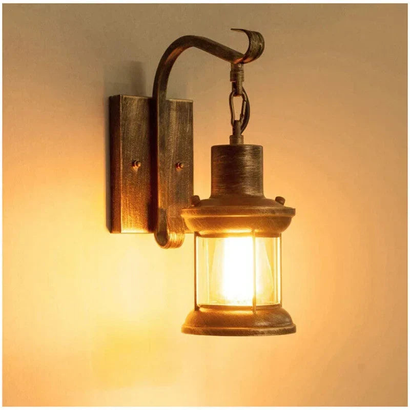 TimelessGlow – Antik Vägglampa för Loft & Inredning Carvallo
